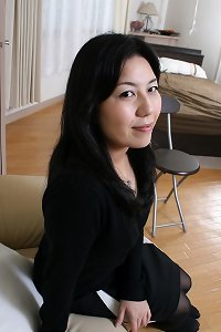 two senior chick cuming in their ass