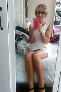 Selfies elderly & GILF